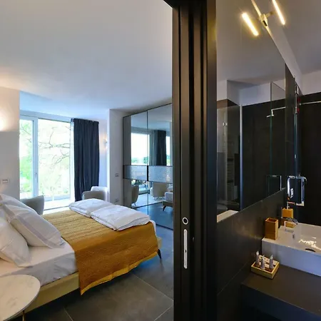 Extra Urbano - Di Garda - Adults Only * Понти-суль-Минчо