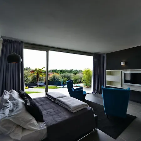 Apartment Extra Urbano - Di Garda - Adults Only