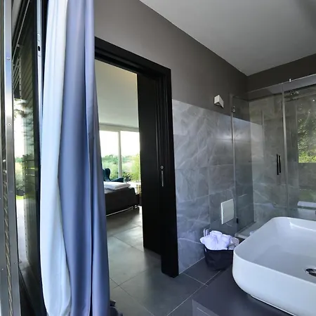 Extra Urbano - Di Garda - Adults Only Apartment