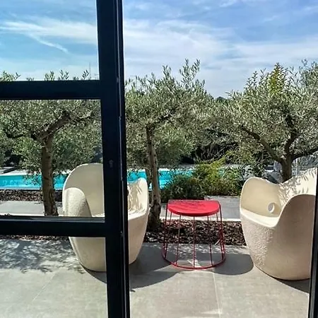 Extra Urbano - Di Garda - Adults Only *