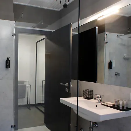 Extra Urbano - Di Garda - Adults Only Apartment *