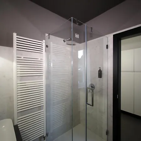 Extra Urbano - Di Garda - Adults Only Apartment *