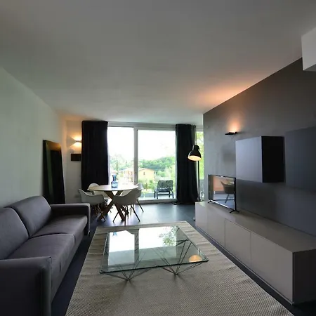 Extra Urbano - Di Garda - Adults Only Apartment