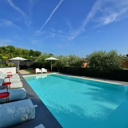 Apartment Extra Urbano - Di Garda - Adults Only *